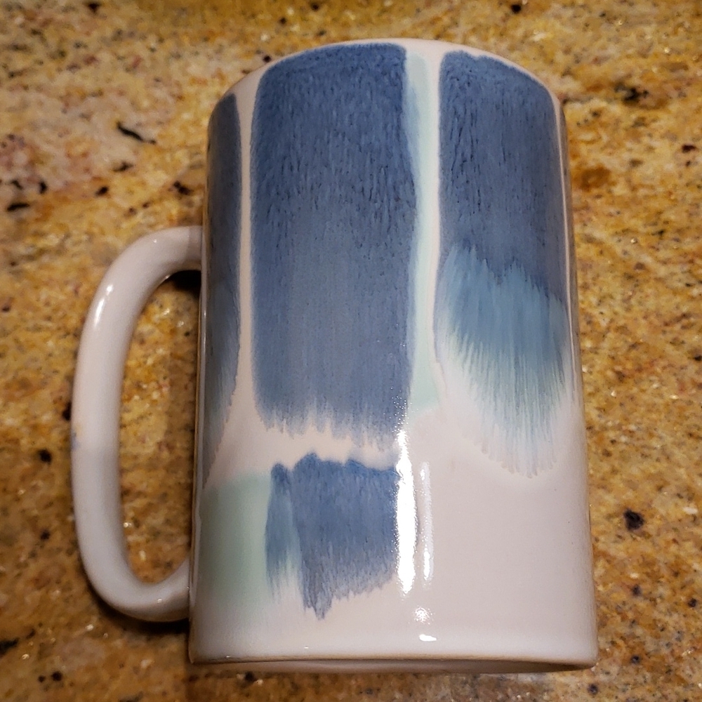 Market MRKT Finds Coffee/Tea Mug White Reactive Finish Ceramic Coffee Mug 16oz